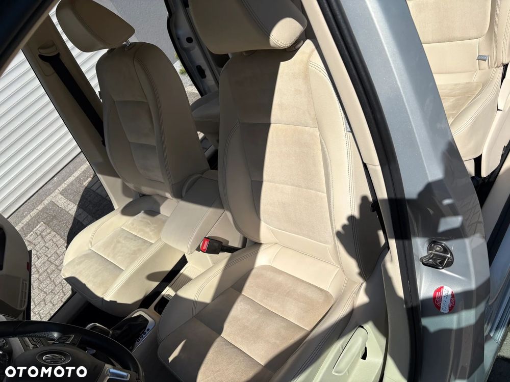 Volkswagen Sharan 2.0 TSI DSG Highline - 11