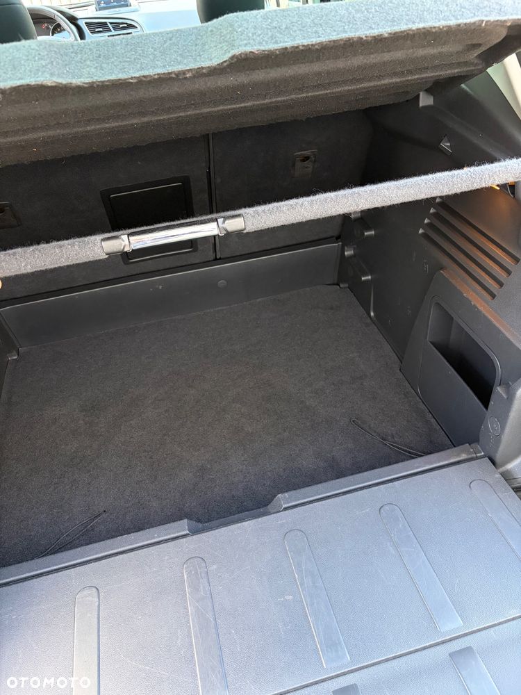 Peugeot 3008 1.6 HDi Premium - 16