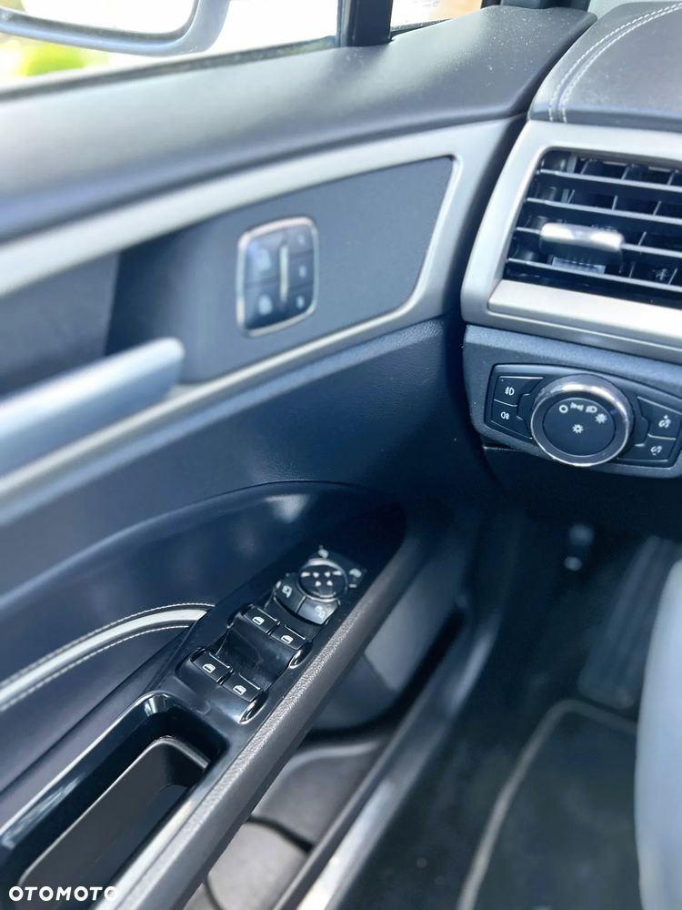 Ford Mondeo - 19