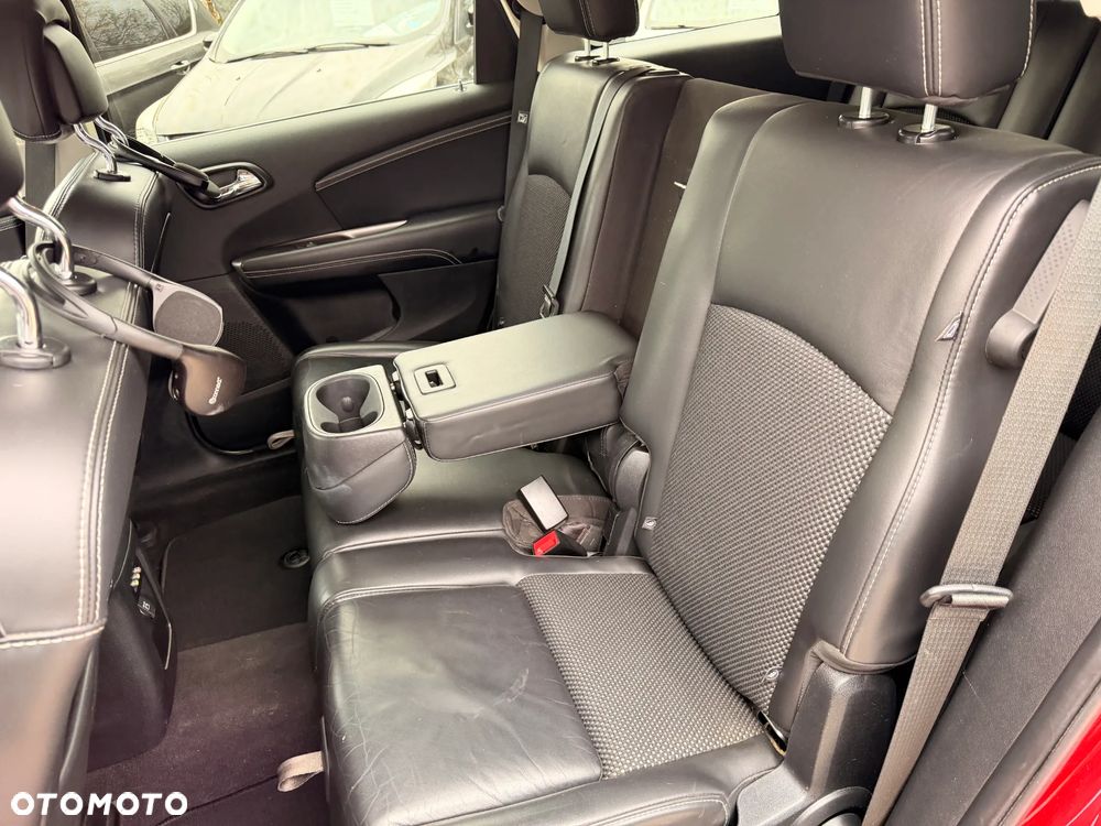 Fiat Freemont 2.0 Multijet 16V DPF Automatik Allrad Black Code - 36