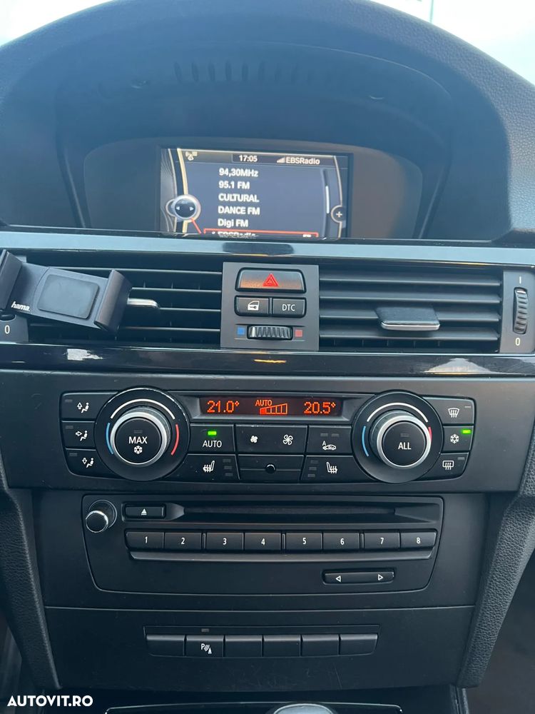 BMW Seria 3 320d Aut. - 15