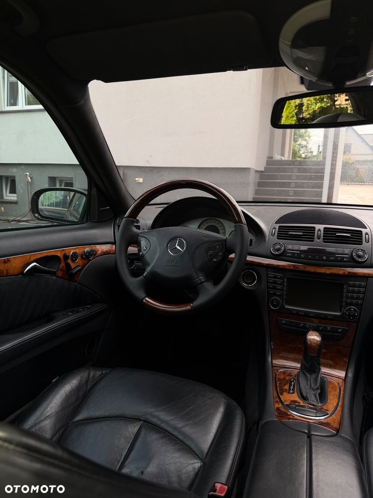 Mercedes-Benz Klasa E 500 Avantgarde - 19