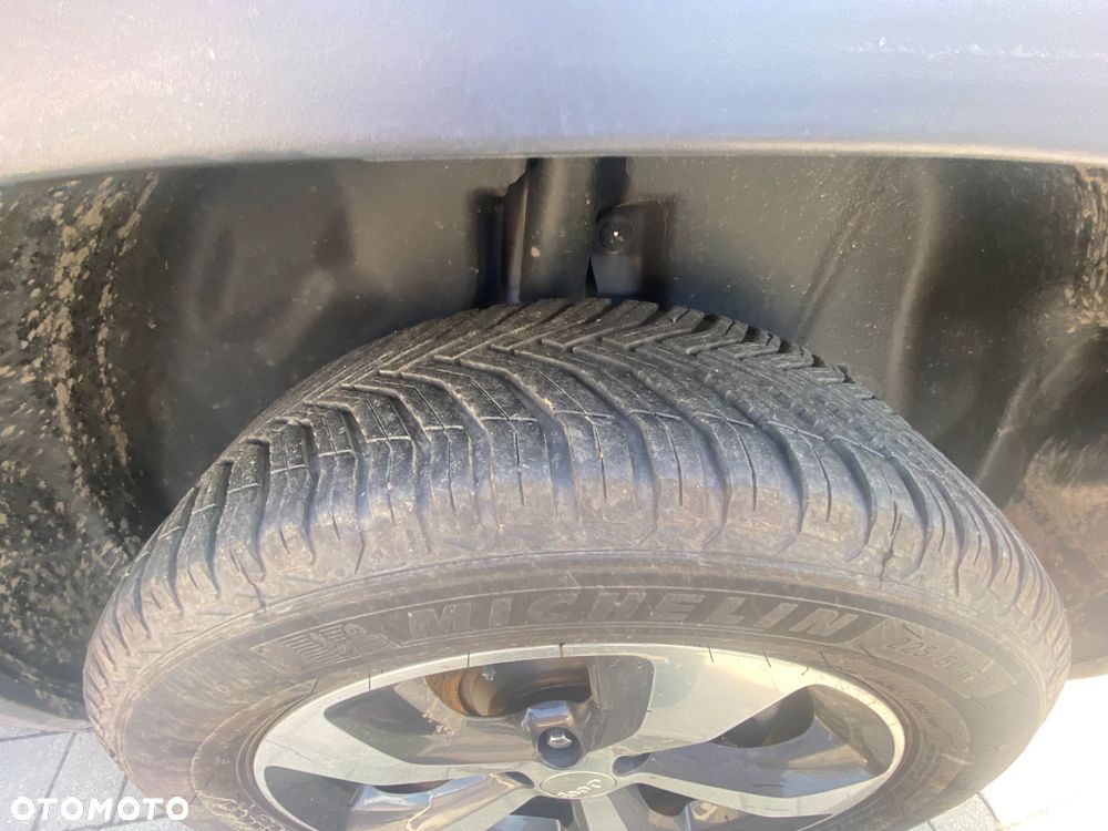 Jeep Cherokee 3.2 V6 Active Drive I Limited - 24