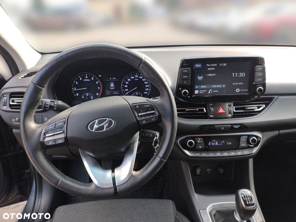 Hyundai i30 1.5 DPI Smart - 13