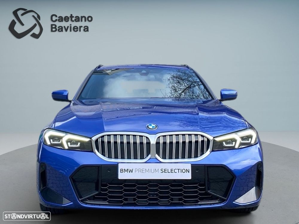 BMW 320 d Touring Pack Desportivo M Auto - 24