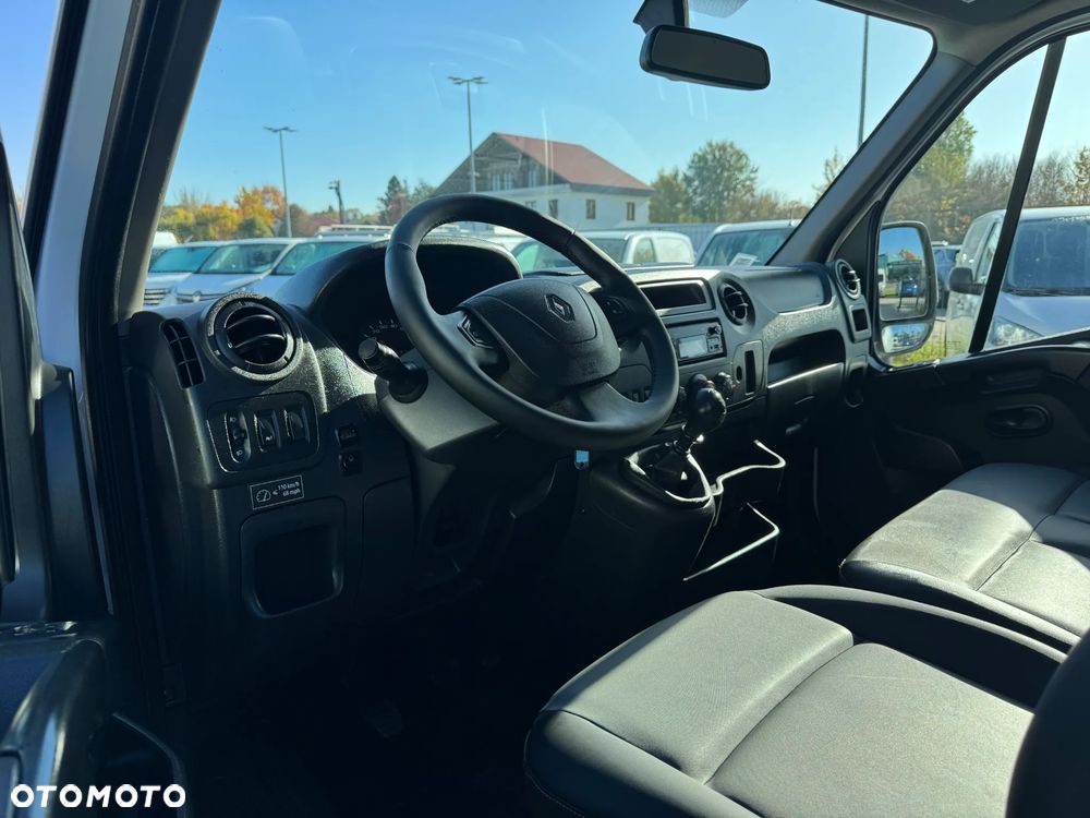 Renault Master - 10
