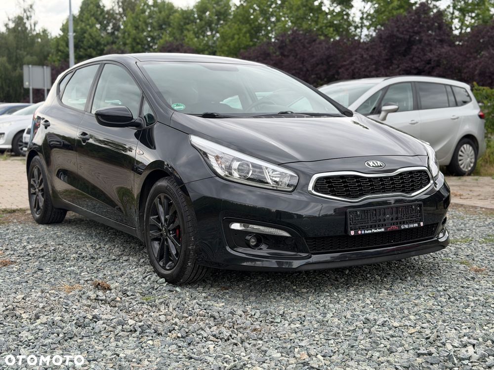 Kia Ceed 1.4 L - 3