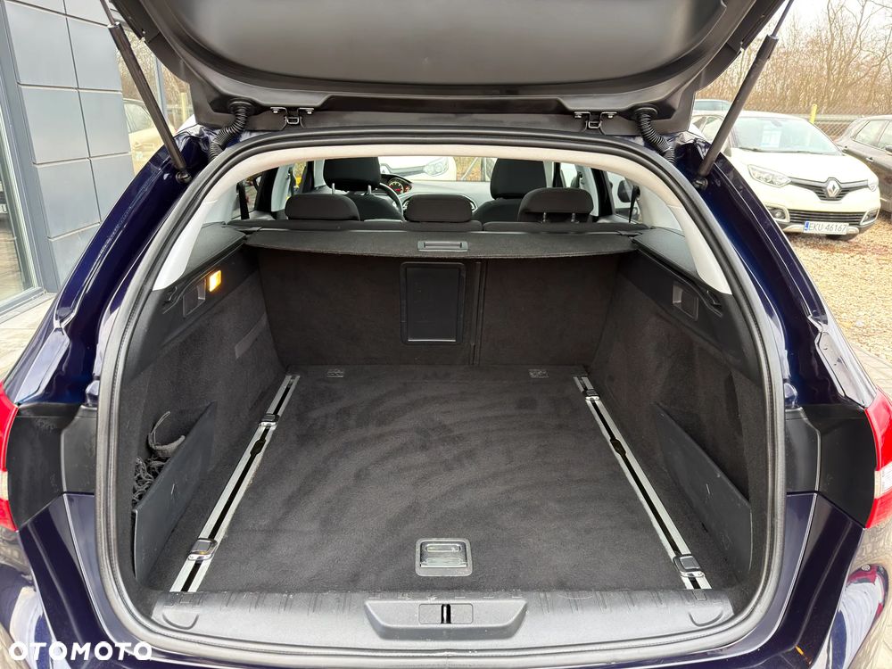 Peugeot 308 1.6 BlueHDi Allure S&S - 25