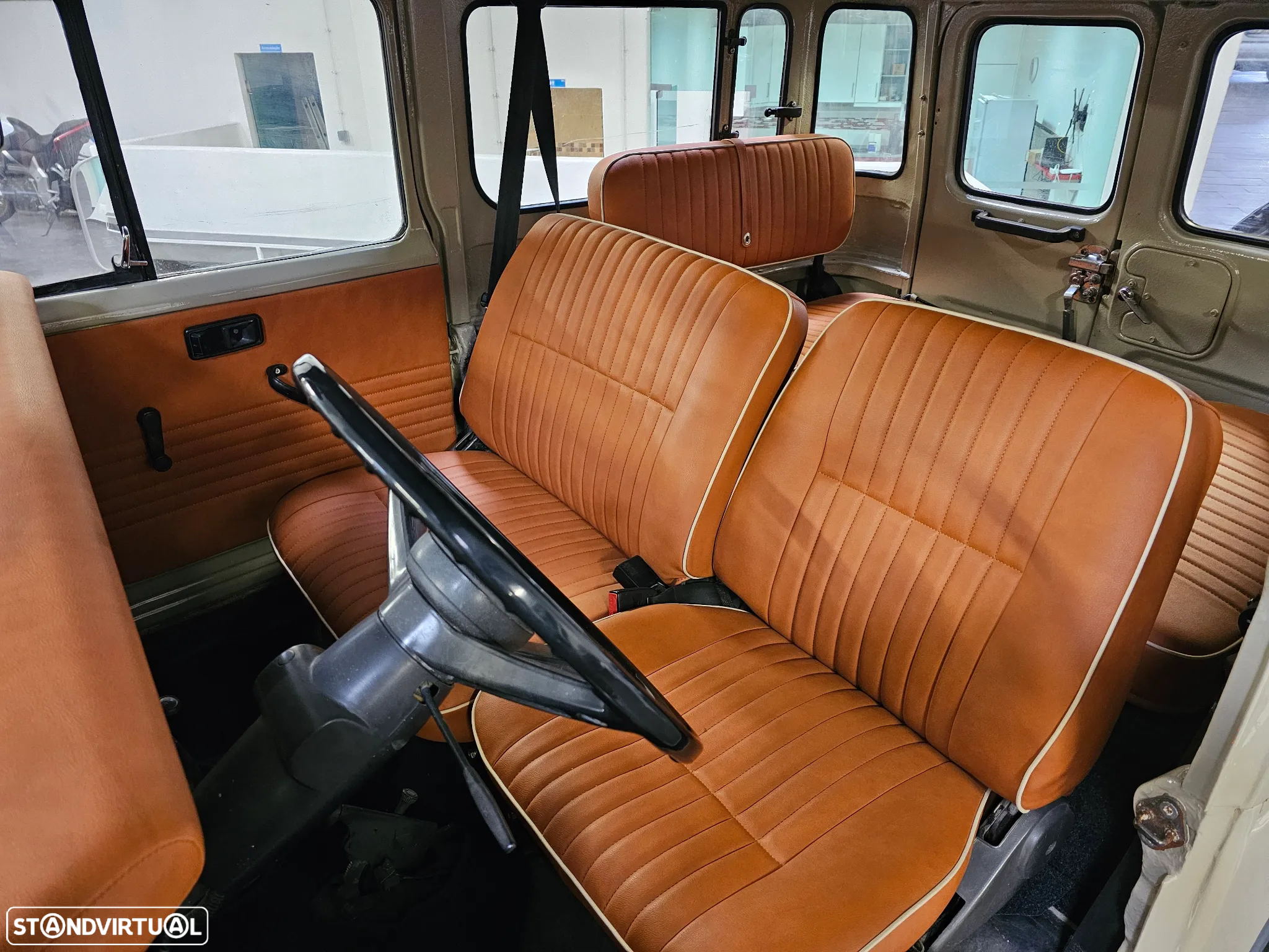 Toyota Land Cruiser - 14