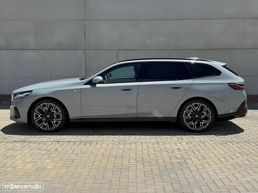 BMW i5 eDrive40 Pack Desportivo M - 3