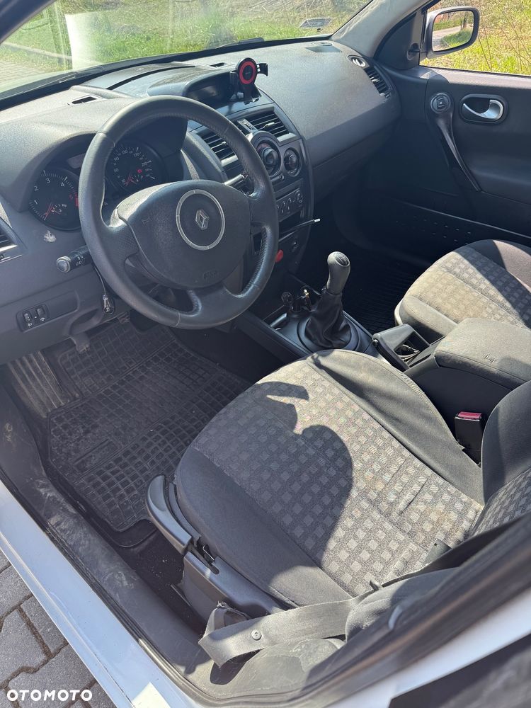 Renault Megane 1.5 dCi Generation Authentique - 3