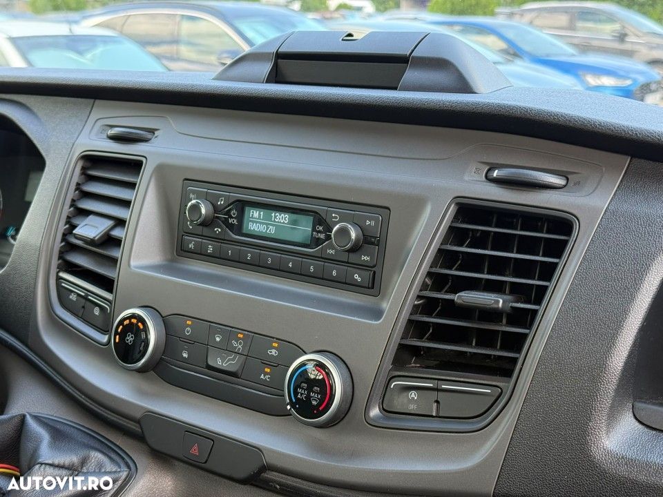 Ford Transit - 19