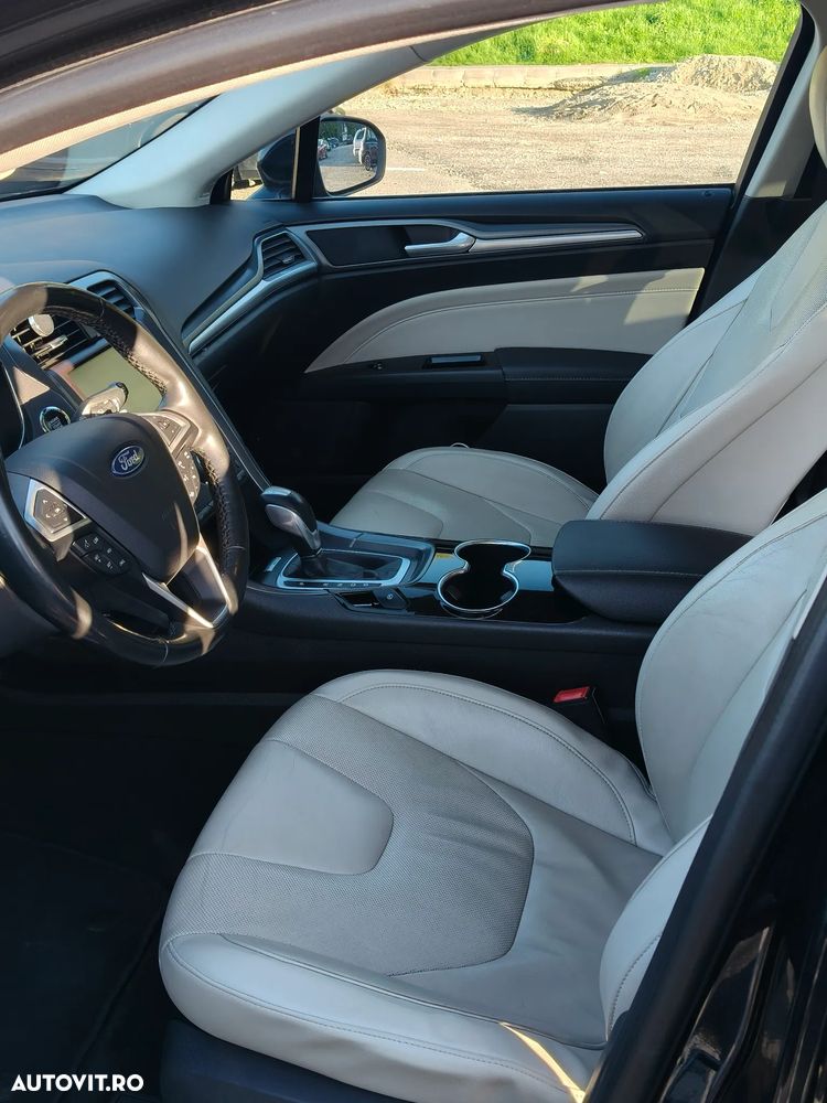 Ford Mondeo 2.0 TDCI PowerShift Titanium - 11