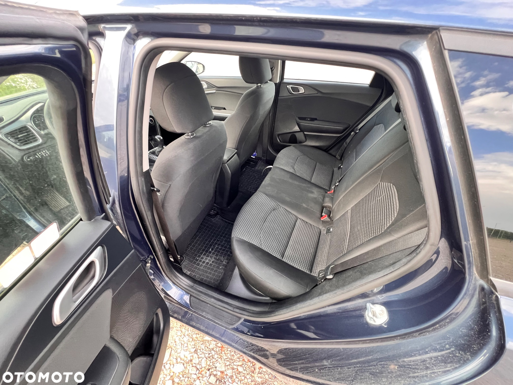 Kia Ceed 1.6 CRDi SCR S - 9