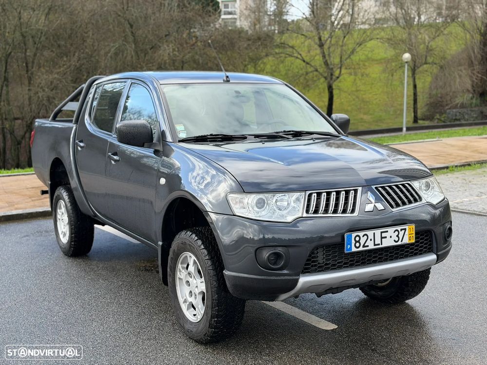 Mitsubishi L200 2.5 DI-D CD Invite+ AC/ABS 4WD - 2