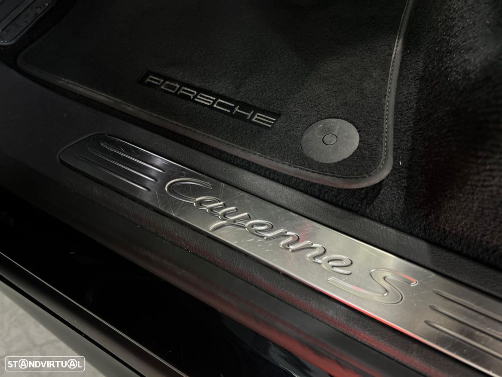 Porsche Cayenne S E-Hybrid - 17