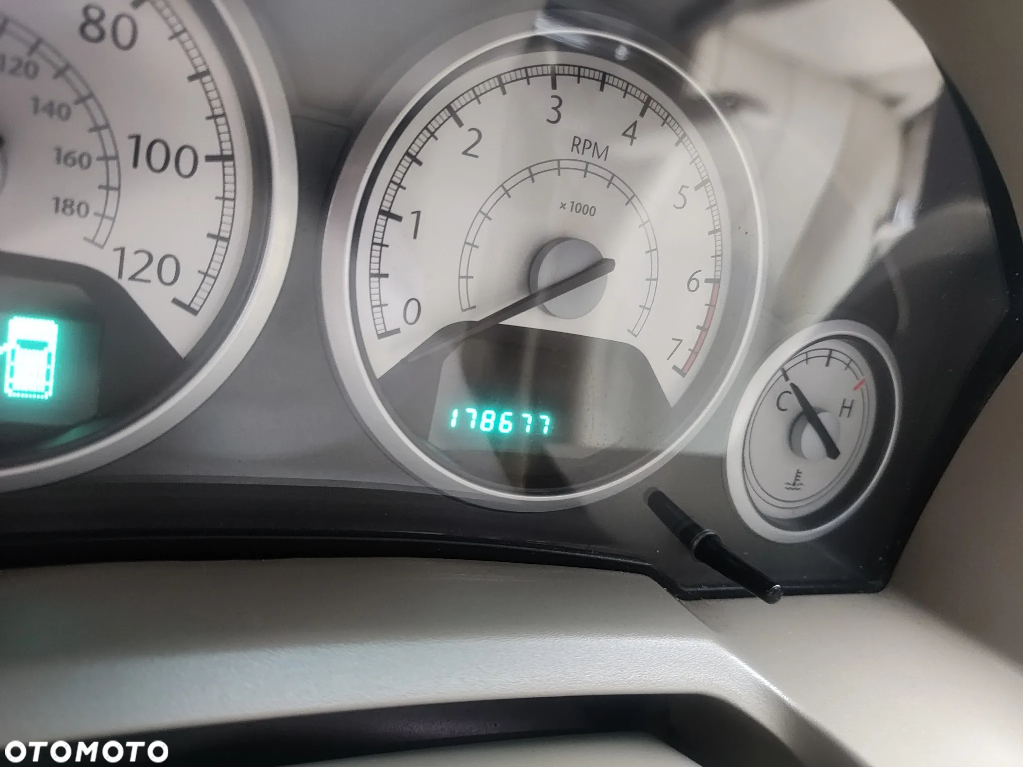 Chrysler Town & Country 4.0 Limited - 27