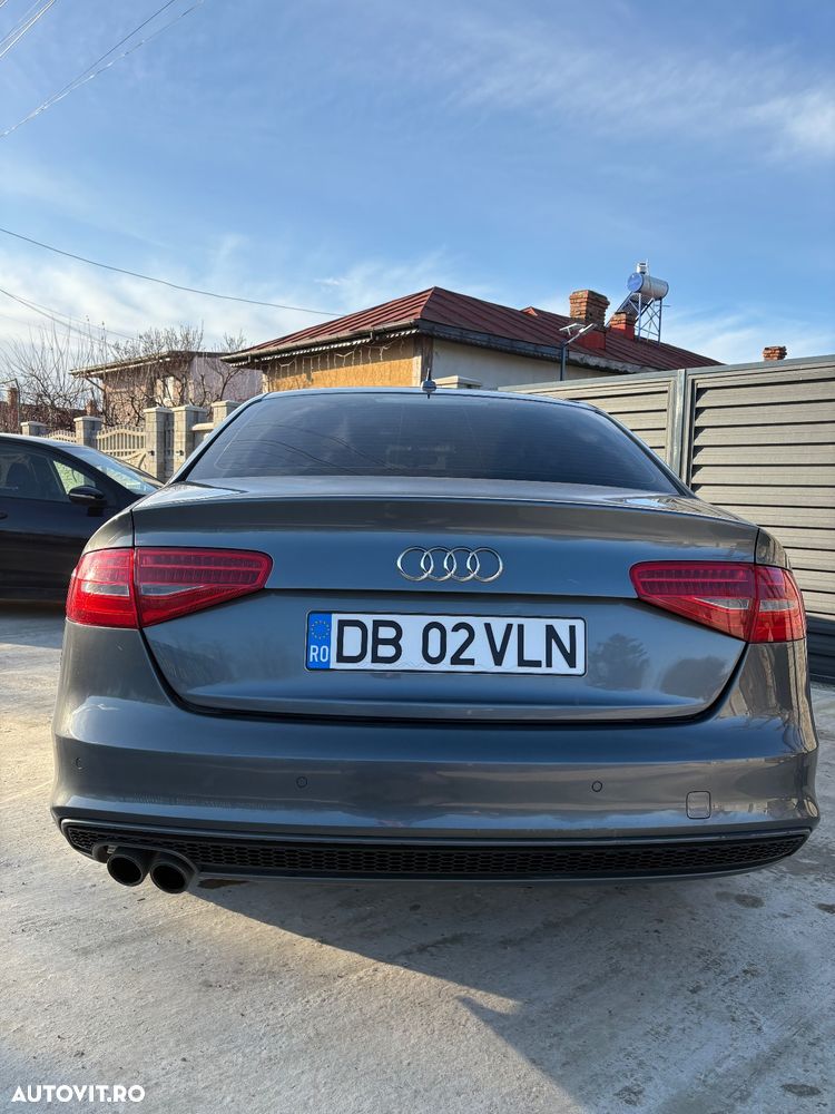 Audi A4 - 4