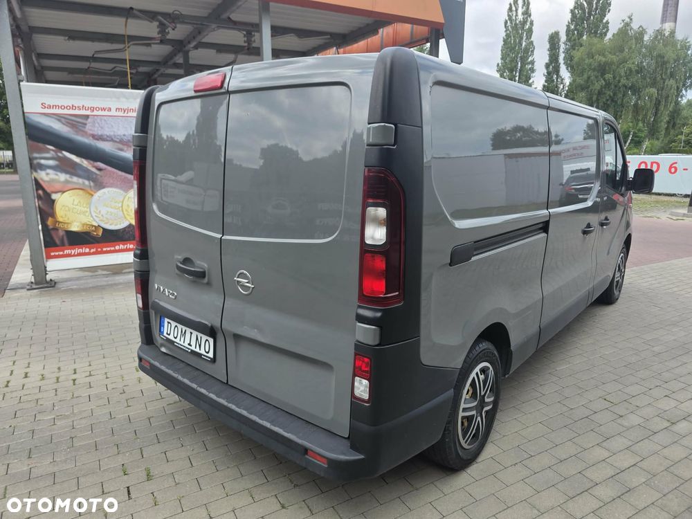 Opel Vivaro - 9