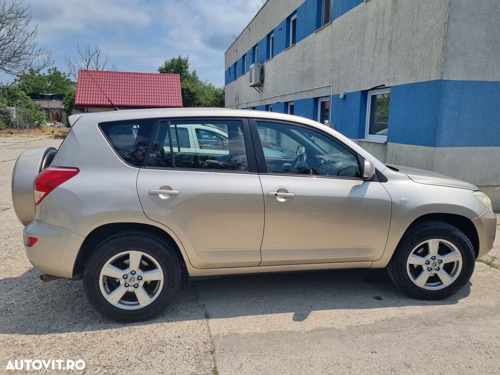 Toyota RAV4 2.0 Aut Executive - 16