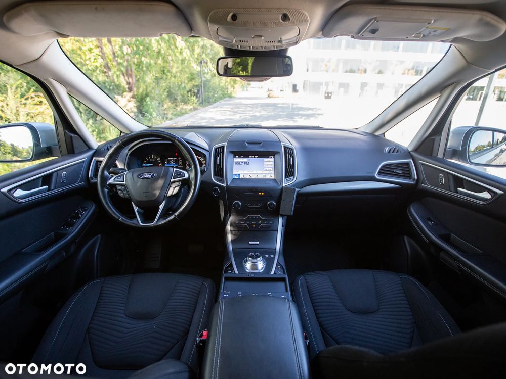 Ford S-Max - 28
