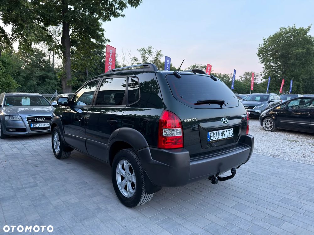 Hyundai Tucson 2.0 Elegance / Premium - 4