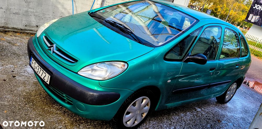 Citroën Xsara Picasso 1.8i Exclusive - 1