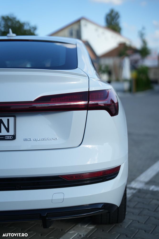 Audi e-tron 50 quattro S line - 10