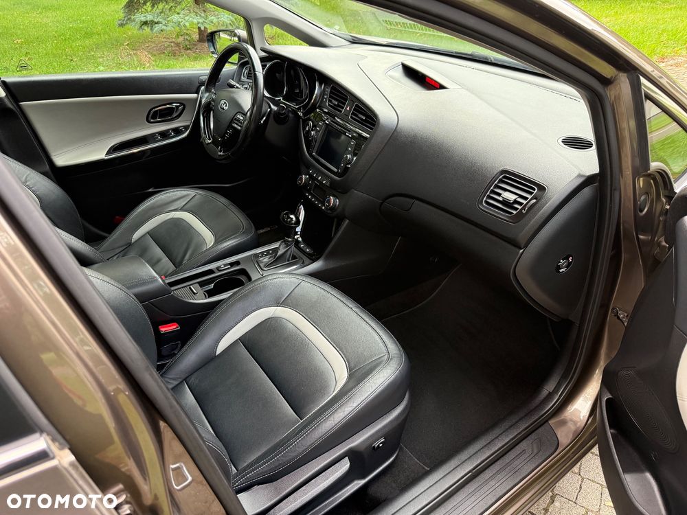 Kia Ceed 1.6 GDI XL DCT - 11