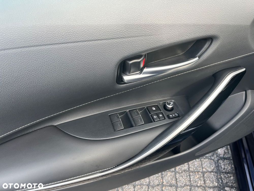 Toyota Corolla - 26