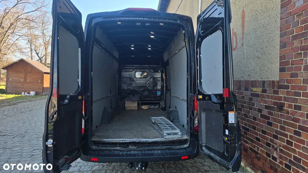 Ford Transit - 19