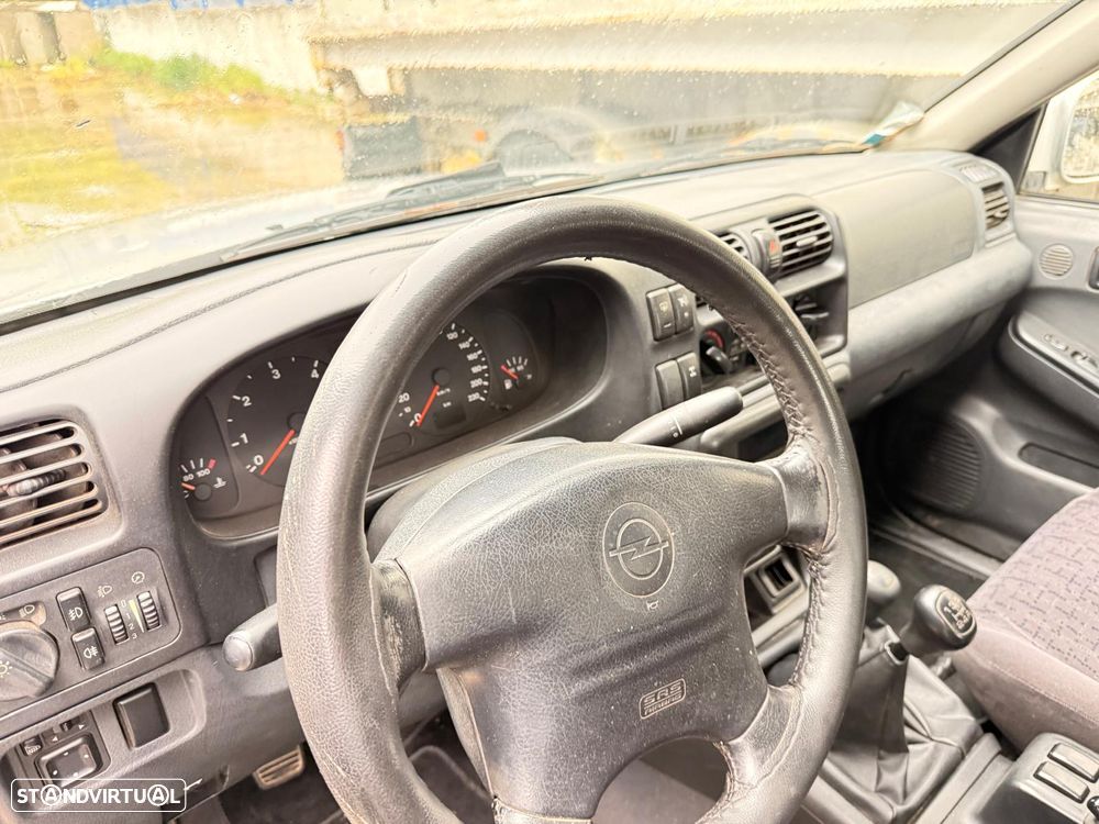 Opel Frontera 2.2 DTi OffRoad - 11