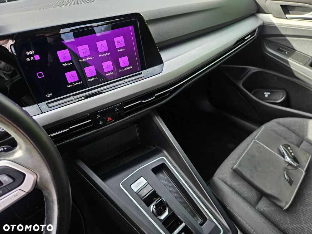 Volkswagen Golf 1.0 eTSI OPF DSG Active - 12