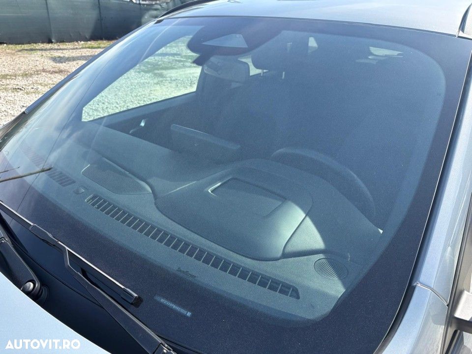 Ford Kuga 2.5 Duratec FWD PHEV ST-Line X - 19