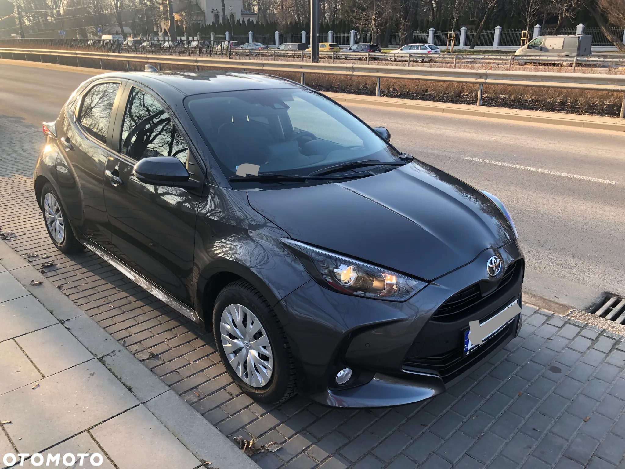 Toyota Yaris 1.5 Comfort CVT - 9