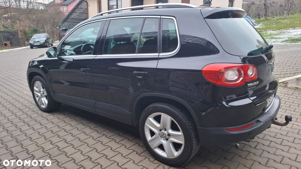 Volkswagen Tiguan 2.0 TDI DPF 4Motion DSG Track & Field - 4