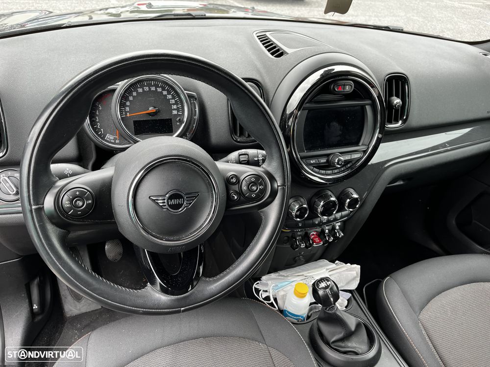 MINI Countryman One D - 9