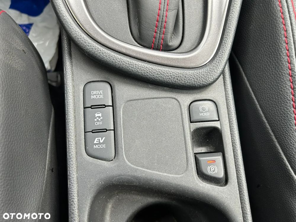 Toyota Yaris Hybrid 1.5 GR Sport - 25