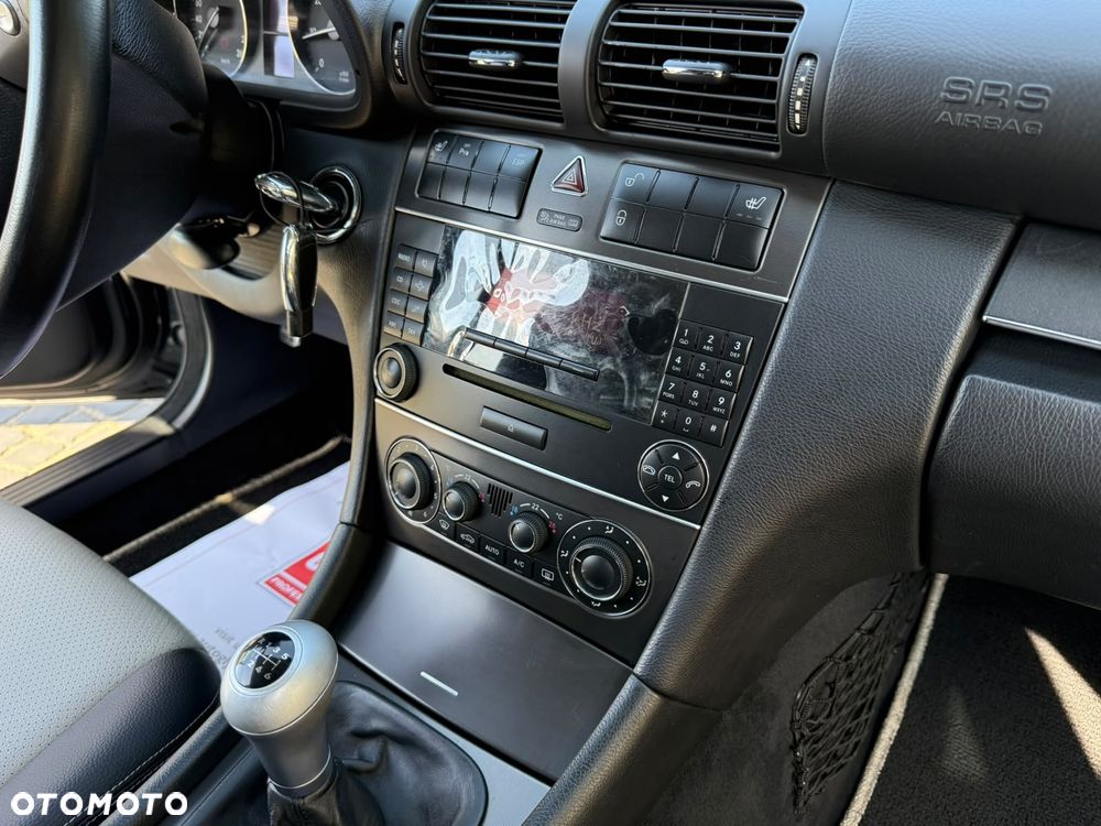 Mercedes-Benz Klasa C 180 Kompressor Sportcoupe - 10