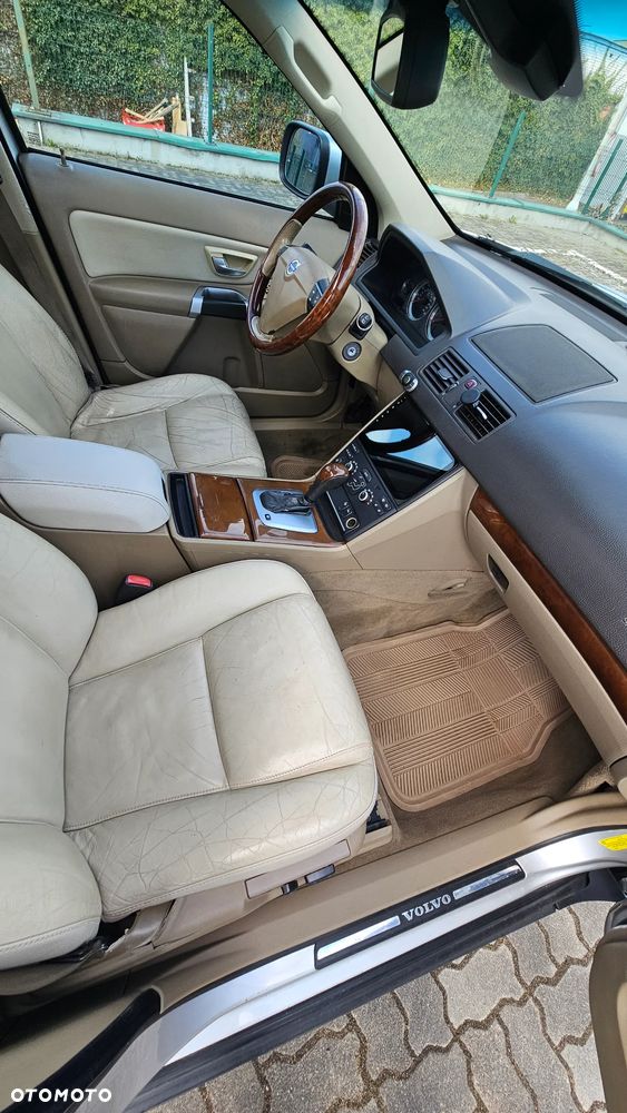 Volvo XC 90 4.4 V8 AWD Momentum - 16