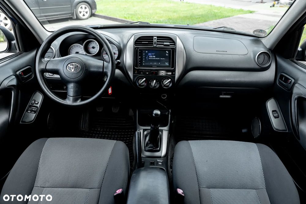 Toyota RAV4 4x4 - 27