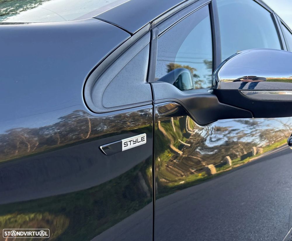 Peugeot 208 1.2 PureTech Style - 22