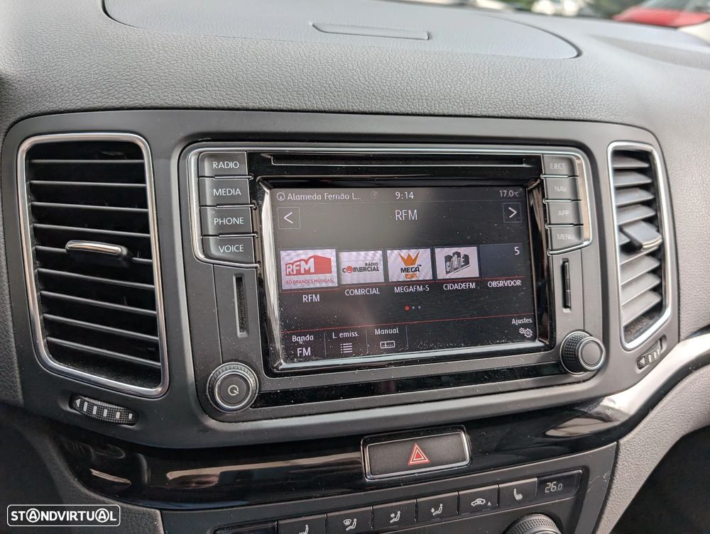 VW Sharan 2.0 TDI Highline DSG - 28