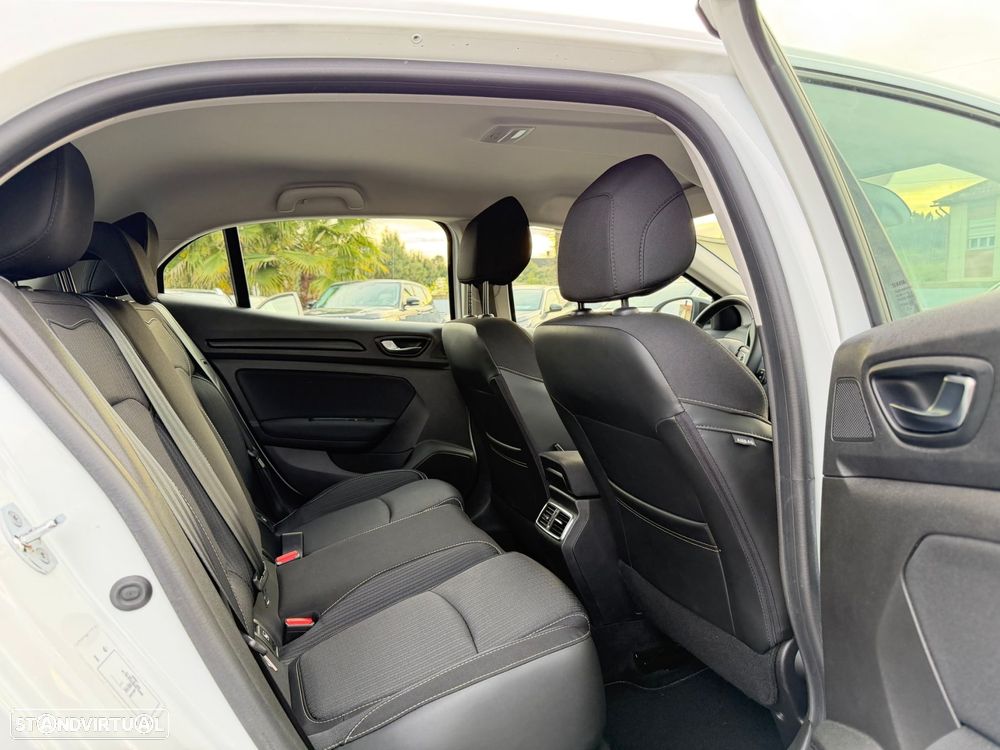 Renault Mégane 1.5 Blue dCi Zen - 6