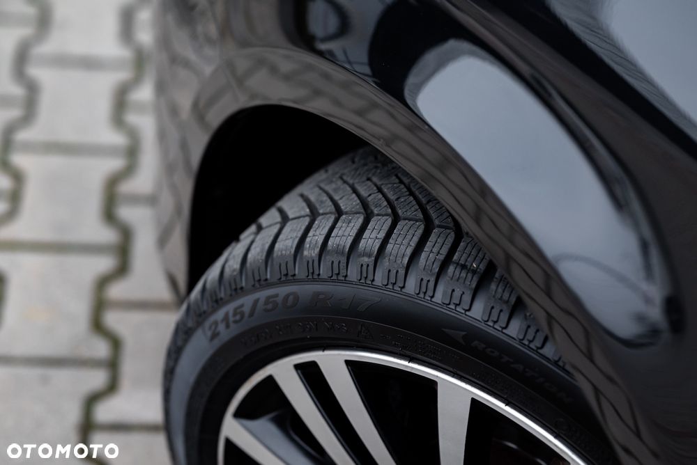 Volkswagen Passat - 18