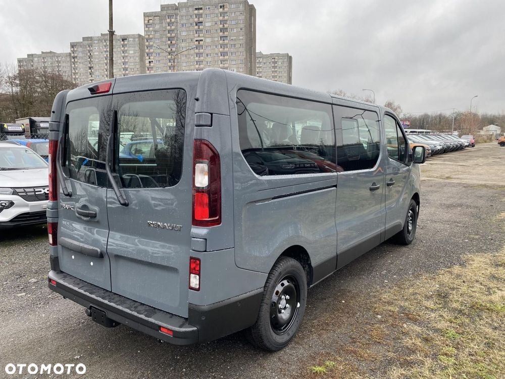 Renault Trafic - 12