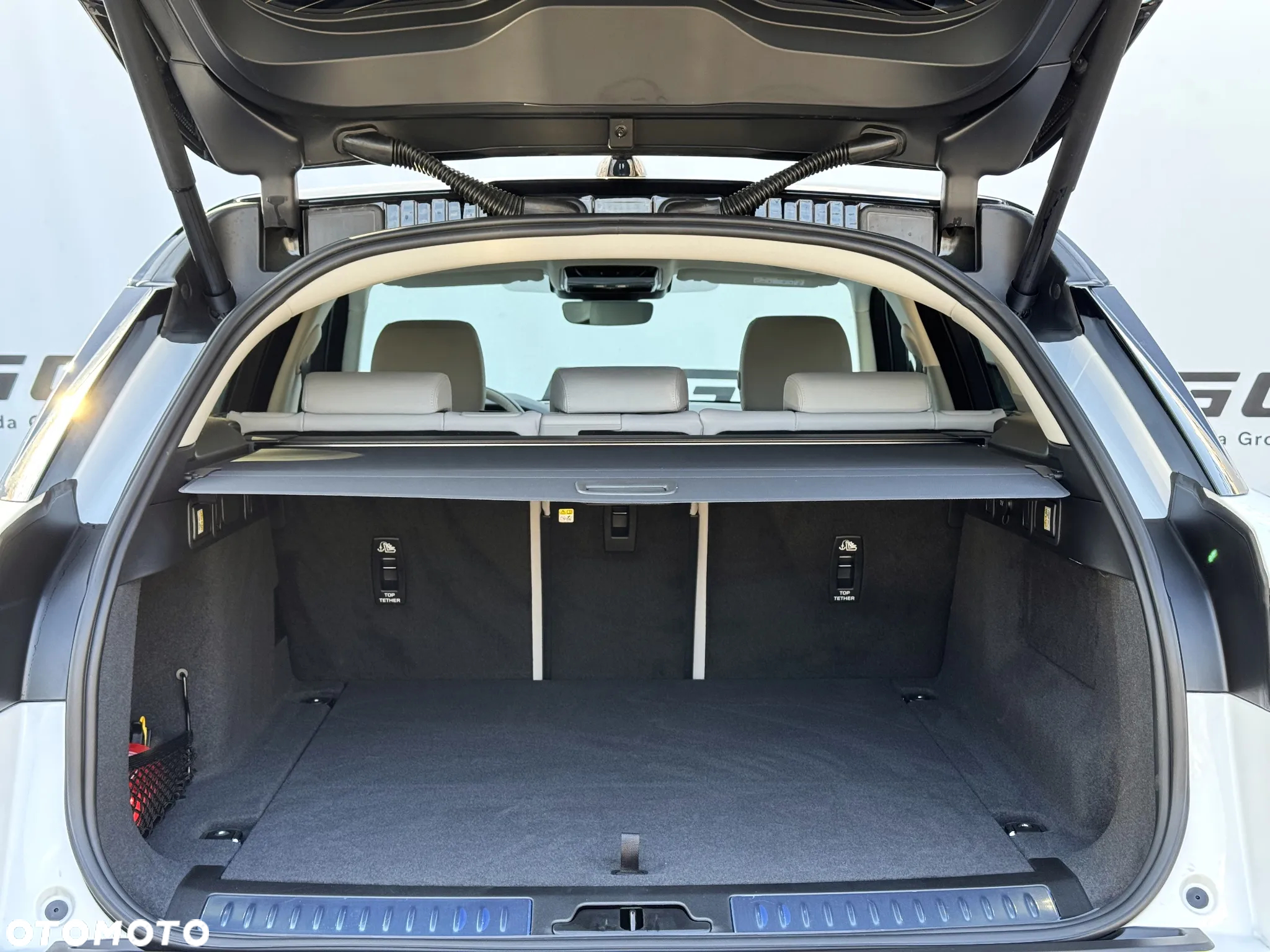 Land Rover Range Rover Velar 2.0 P250 Dynamic SE - 7