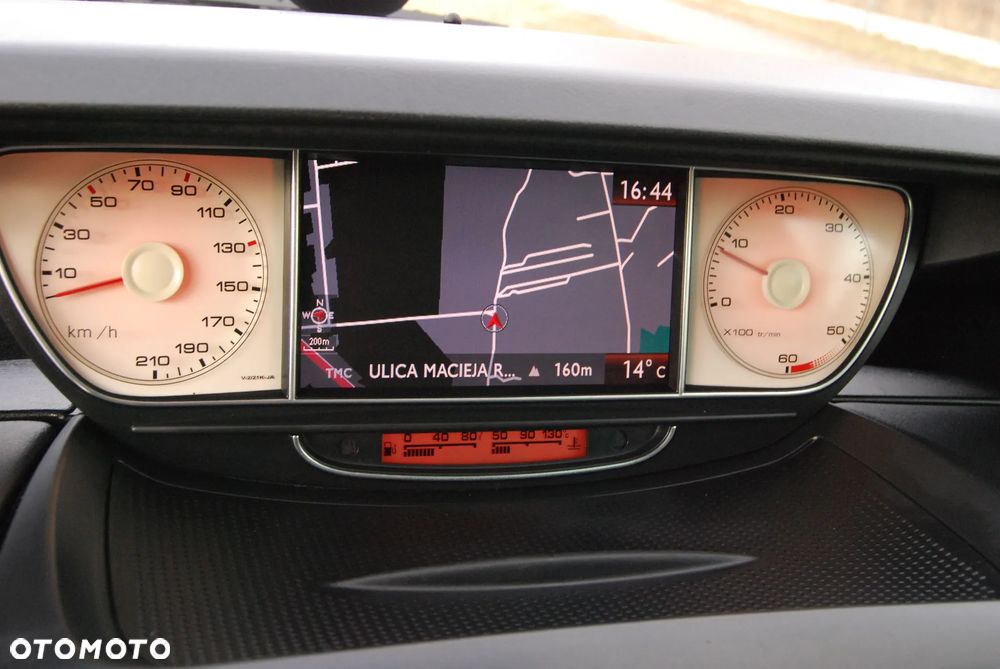 Citroën C8 2.0 HDi Exclusive - 22