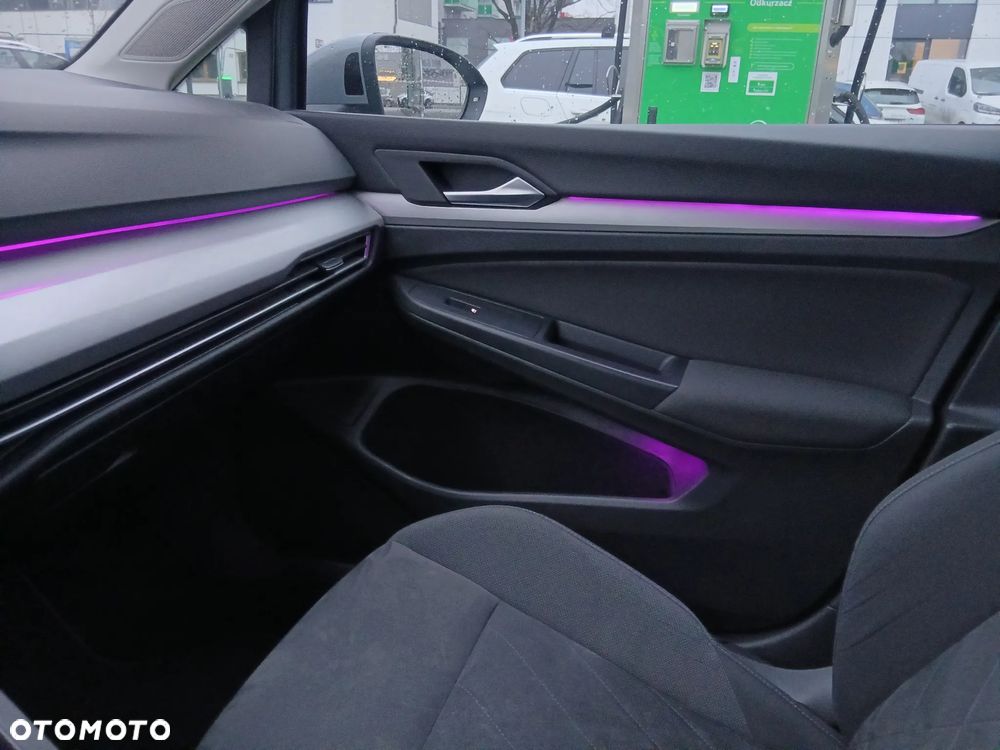 Volkswagen Golf - 21