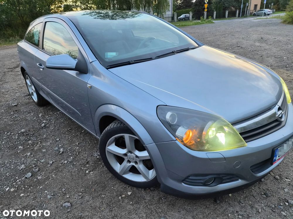 Opel Astra 1.9 CDTI DPF Sport - 1